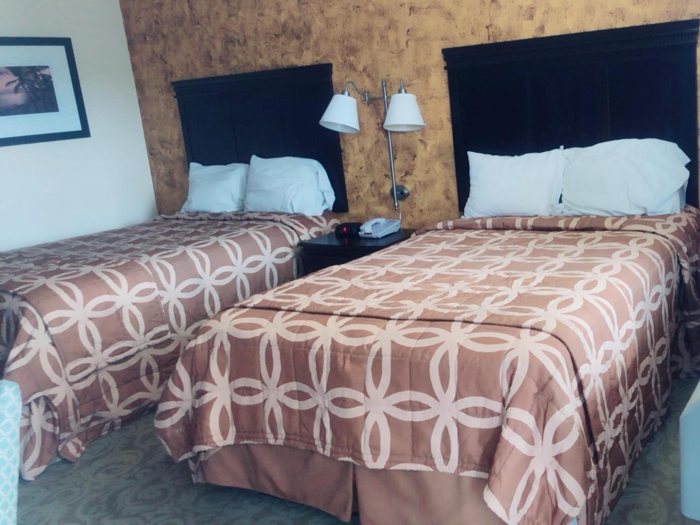 Sunflower Inn